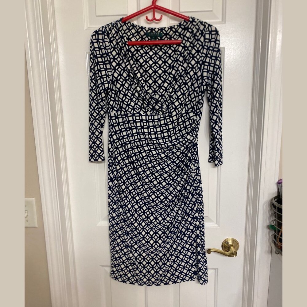 Lauren Ralph Lauren - Size 8 - Navy and white geometric faux-wrap sheath dress